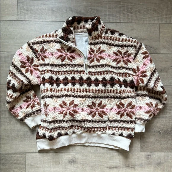Aerie hometown holiday Cream and Brown Floral fleece quarter zip - Picture 2 of 11